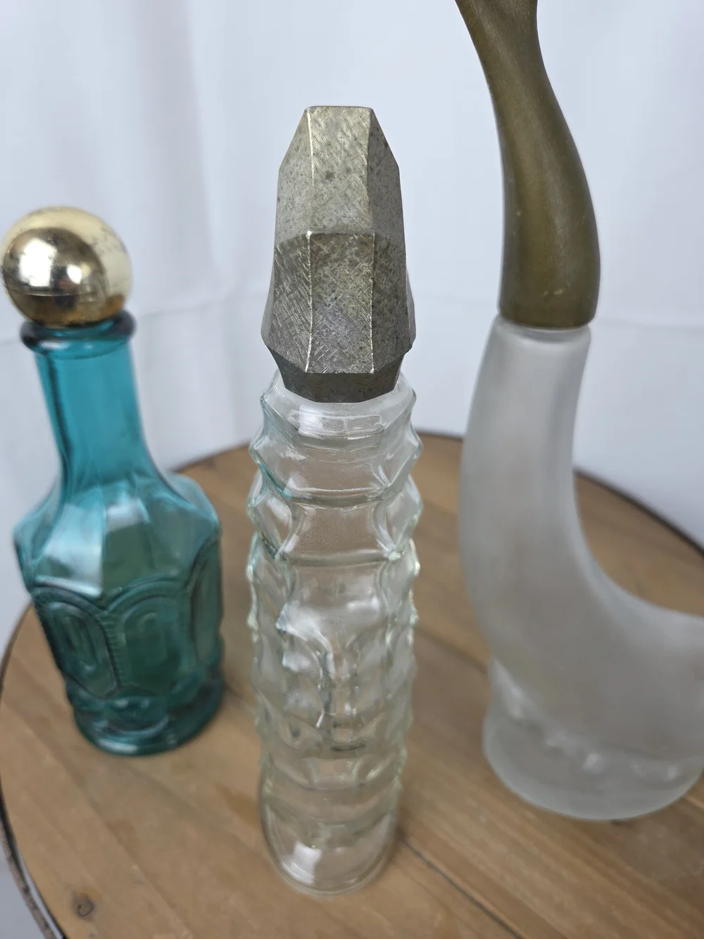 Avon Vintage Glass Bottles. - Picture 10 of 13